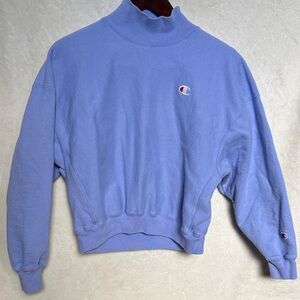 Champion Women’s Mock Neck Cropped Light Purple Sweatshirt